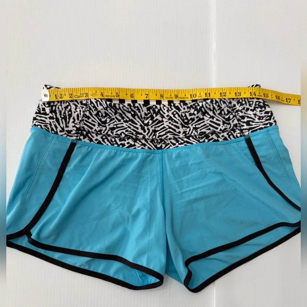 LULULEMON Fresco Blue / Mini Brushed Animal Run Times 4-Way Stretch Shor…